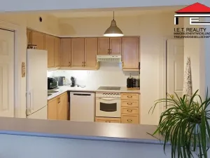 Pronájem bytu 3+1, Praha - Libeň, Společná, 66 m2