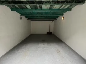 Pronájem garáže, Ostrava, Na Heleně, 20 m2