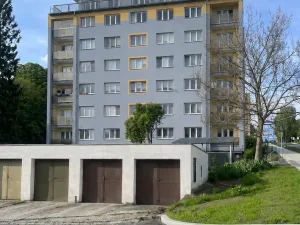 Pronájem bytu 1+1, Liberec, Nad Školou, 33 m2