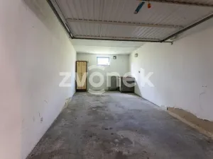Prodej garáže, Zlín - Kudlov, Žlutá, 18 m2