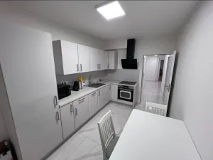Pronájem bytu 2+1, Karlovy Vary, Koptova, 74 m2
