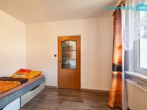 Pronájem bytu 3+1, Kraslice, B. Smetany, 62 m2