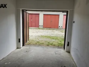 Pronájem garáže, Strakonice, 18 m2