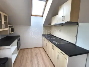 Pronájem bytu 1+kk, Čelákovice, Masarykova, 33 m2