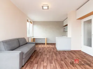 Pronájem bytu 2+kk, Praha - Krč, Pasteurova, 41 m2