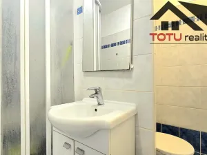 Pronájem bytu 2+kk, Jaroměř, nábřeží 17. listopadu, 35 m2