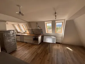 Pronájem bytu 3+kk, Liberec, Šlikova, 60 m2