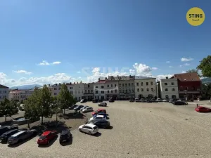 Pronájem kanceláře, Frýdek-Místek, Zámecké nám., 30 m2