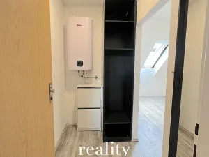 Pronájem bytu 1+kk, Znojmo, Smetanova, 27 m2