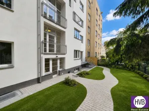 Prodej bytu 1+kk, Praha, Pod Drinopolem, 37 m2