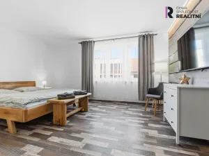 Prodej rodinného domu, Rašovice, 195 m2