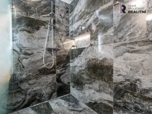 Prodej rodinného domu, Rašovice, 195 m2
