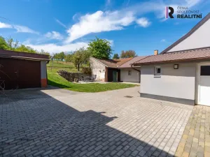 Prodej rodinného domu, Rašovice, 195 m2
