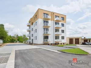 Pronájem bytu 2+kk, Holice, Pod Parkem, 46 m2