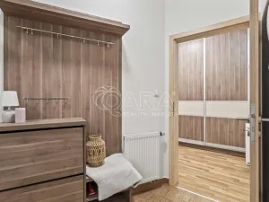 Prodej bytu 2+kk, Praha - Uhříněves, Blšanecká, 57 m2