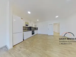 Pronájem bytu 2+kk, Moravská Třebová, nám. T. G. Masaryka, 97 m2