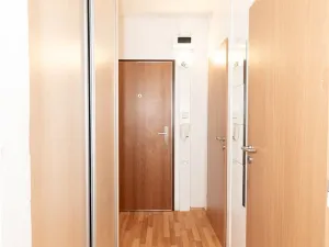 Pronájem bytu 2+kk, Praha - Ruzyně, Ciolkovského, 46 m2