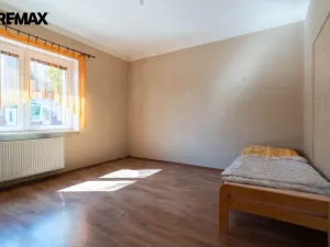 Prodej rodinného domu, Třebíč - Stařečka, Sucheniova, 200 m2