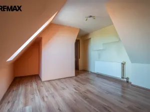 Prodej rodinného domu, Třebíč - Stařečka, Sucheniova, 200 m2