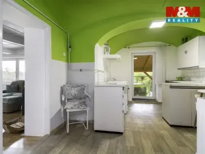 Prodej rodinného domu, Uhersko, 120 m2
