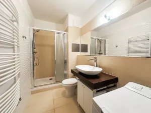 Pronájem bytu 1+kk, Praha - Záběhlice, Podle náhonu, 35 m2