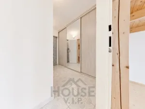 Prodej bytu 2+kk, Praha - Střížkov, 39 m2