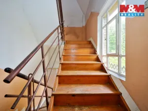 Prodej rodinného domu, Černovice, Táborská, 330 m2