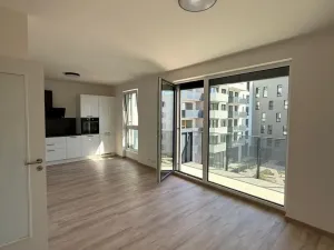 Pronájem bytu 1+kk, Praha, Kolmanova, 40 m2