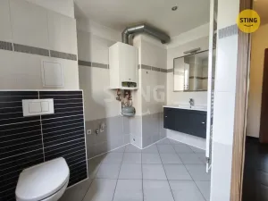 Pronájem bytu 2+1, Jihlava, Zborovská, 61 m2