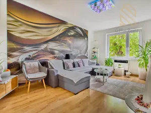 Prodej bytu 3+1, Louny, Husova, 90 m2