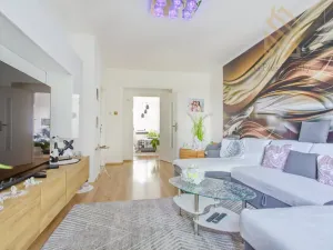 Prodej bytu 3+1, Louny, Husova, 90 m2