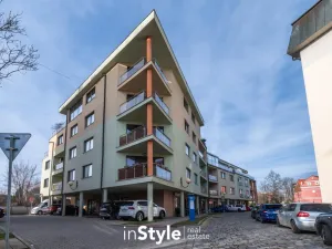 Pronájem bytu 2+kk, Uherské Hradiště, Dlouhá, 76 m2