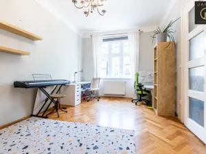 Prodej bytu 3+kk, Praha - Vršovice, Vršovická, 77 m2