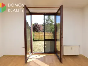 Pronájem bytu 1+kk, Beroun, Pod Homolkou, 30 m2