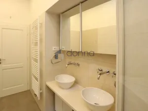 Pronájem bytu 3+kk, Praha, Jagellonská, 95 m2