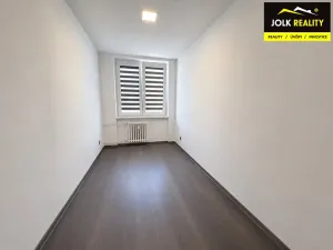 Pronájem bytu 3+1, Opava, Antonína Sovy, 71 m2