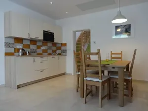 Prodej bytu 3+kk, Hlohovec, K zámečku, 79 m2