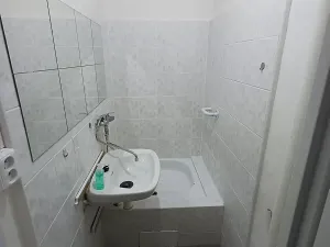 Pronájem bytu 1+kk, Praha - Záběhlice, Mečíková, 25 m2