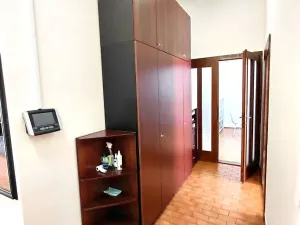 Pronájem kanceláře, Olomouc, Ostružnická, 273 m2