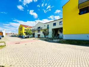 Pronájem bytu 2+kk, Praha - Běchovice, Mladých Běchovic, 67 m2