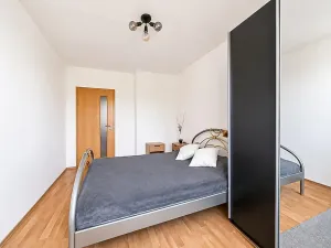Prodej bytu 3+1, Praha - Komořany, Za sídlištěm, 68 m2