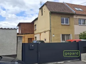 Prodej podílu 1/2 rodinného domu, Horoměřice, Sadová, 104 m2