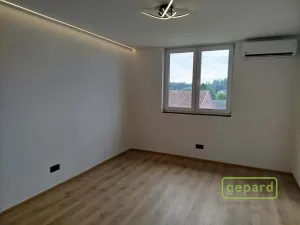 Prodej bytu 1+1, Světlík, 38 m2