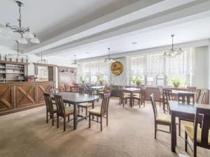 Prodej restaurace, Doksy, Komenského, 426 m2