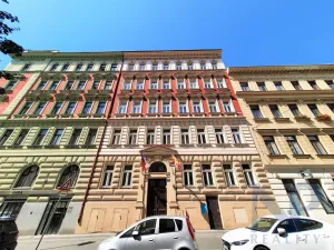 Prodej bytu 2+kk, Praha - Vinohrady, Lublaňská, 39 m2