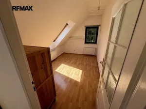 Pronájem rodinného domu, Hlásná Třebaň, K Černé Skále, 175 m2