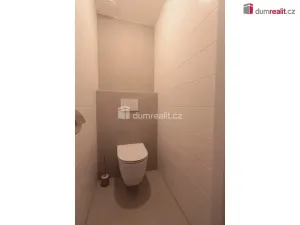 Pronájem bytu 2+kk, Praha - Prosek, Veltruská, 60 m2