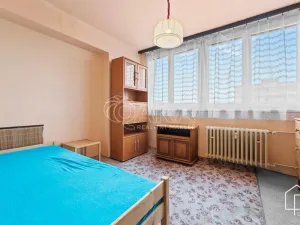 Prodej bytu 3+1, Kutná Hora - Hlouška, Masarykova, 55 m2
