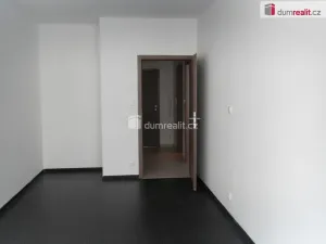Pronájem bytu 2+kk, Praha - Střížkov, Zakšínská, 52 m2