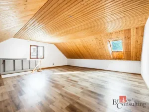 Prodej bytu 2+kk, Hoštice, 77 m2
